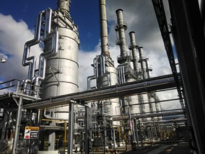 Ingeniería de instalaciones de superficie